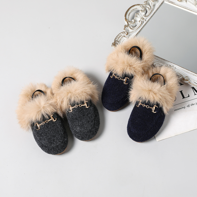 Kids Outdoor Gear - AS New Kids Scarpe in pelliccia